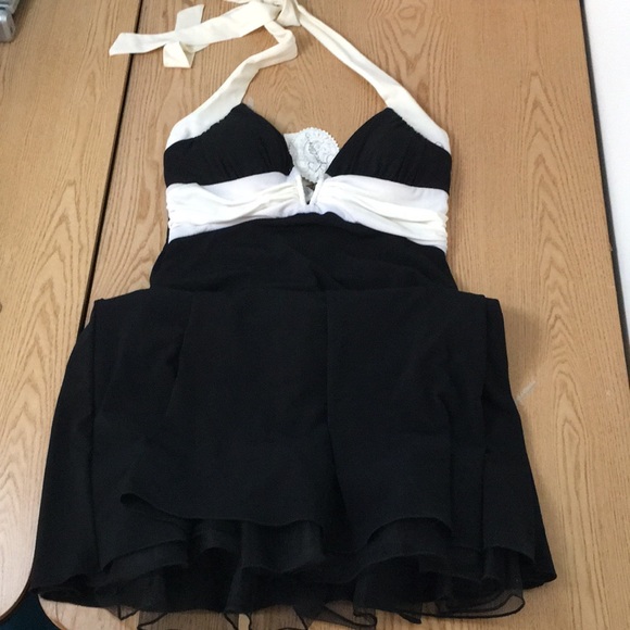 New Women’s Speechless Dress Tulle Stretchy Soft Comfy Cream Black Size Small - Picture 3 of 8